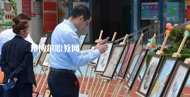 汶川縣特殊教育學(xué)校地址在哪里，哪個(gè)地區(qū)，哪個(gè)城市?