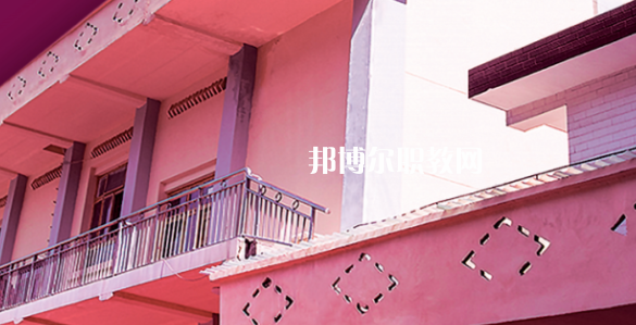 芙蓉礦務(wù)局技工學(xué)校地址在哪里，哪個(gè)地區(qū)，哪個(gè)城市?