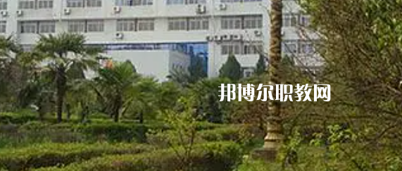 南京華東信息工程技工學(xué)校地址在哪里，哪個地區(qū)，哪個城市?