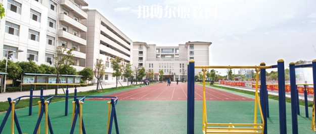 2023南京建康技工學(xué)校招生計(jì)劃 招生人數(shù)是多少(附要求、條件、對(duì)象)