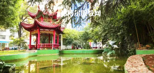 連云港市藝術(shù)學校地址在哪里，哪個地區(qū)，哪個城市?