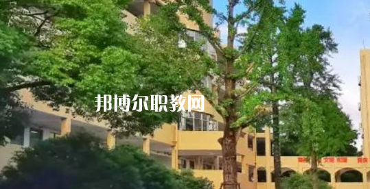 寧波市職教中心學(xué)校地址在哪里，哪個(gè)地區(qū)，哪個(gè)城市?