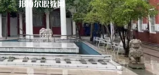 臺(tái)州市雙語實(shí)驗(yàn)學(xué)校地址在哪里，哪個(gè)地區(qū)，哪個(gè)城市?