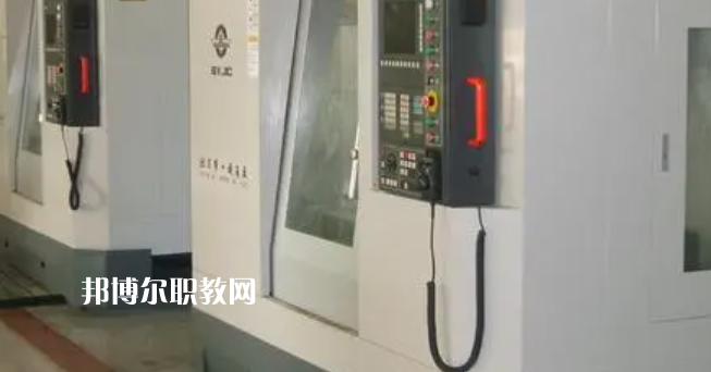 2023陜西秦嶺航空電氣有限責(zé)任公司技工學(xué)校多少錢(qián) 陜西秦嶺航空電氣有限責(zé)任公司技工學(xué)校各專業(yè)學(xué)費(fèi)收費(fèi)標(biāo)準(zhǔn)