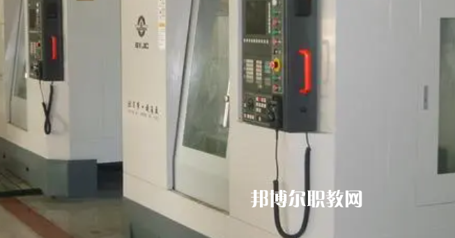 陜西秦嶺航空電氣有限責(zé)任公司技工學(xué)校地址，乘車路線
