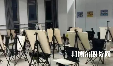 秦皇島市藝新舞蹈學校地址，乘車路線