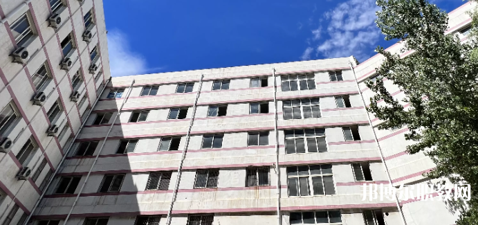秦皇島市外事旅游職業(yè)學校網(wǎng)站網(wǎng)址主頁