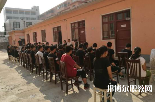 安陽源首科技制藥學(xué)校怎么樣、好不好