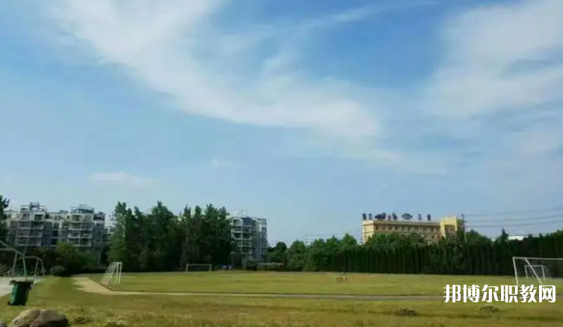 盧氏工業(yè)中等專業(yè)學校怎么樣、好不好