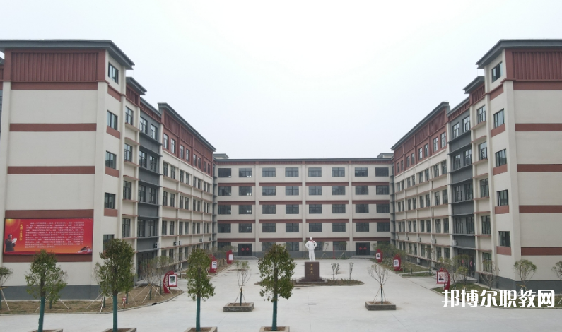 周口市潁河職業(yè)中等專(zhuān)業(yè)學(xué)校招生簡(jiǎn)章2023年