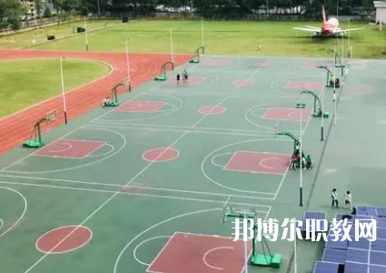 湖南湘江工貿(mào)技工學(xué)校怎么樣、好不好