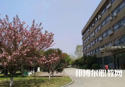 浙江新世紀(jì)經(jīng)貿(mào)專(zhuān)修學(xué)院2023年招生錄取分?jǐn)?shù)線(xiàn)（2024參考）