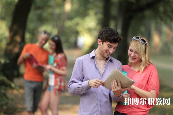湖南哪里的中職學(xué)校能讀工程機械運用與維修專業(yè)專業(yè)