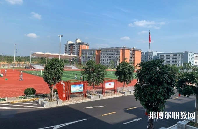 2024貴港市白云職業(yè)技術(shù)學校招生計劃 招生人數(shù)是多少(附要求、條件、對象)