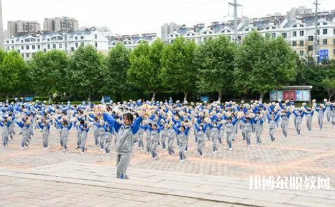 青島西海岸新區(qū)黃海職業(yè)學(xué)校怎么樣、好不好