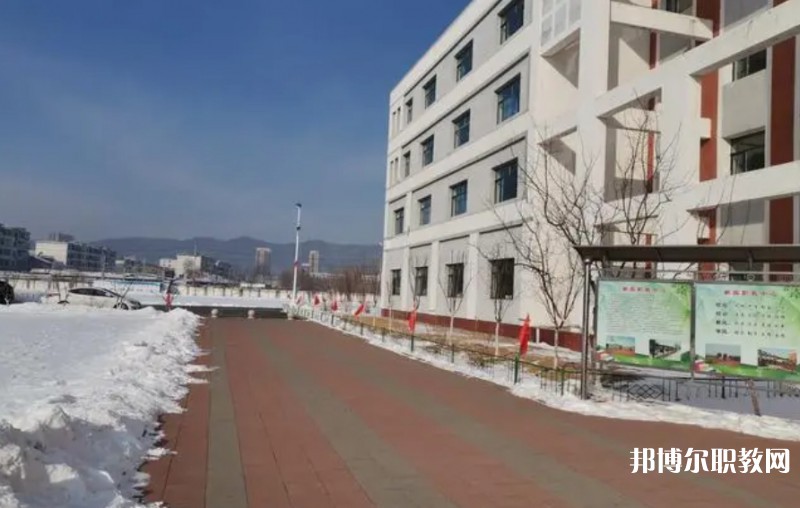 2024新賓縣中等職業(yè)技術(shù)專業(yè)學(xué)校招生計劃 招生人數(shù)是多少(附要求、條件、對象)