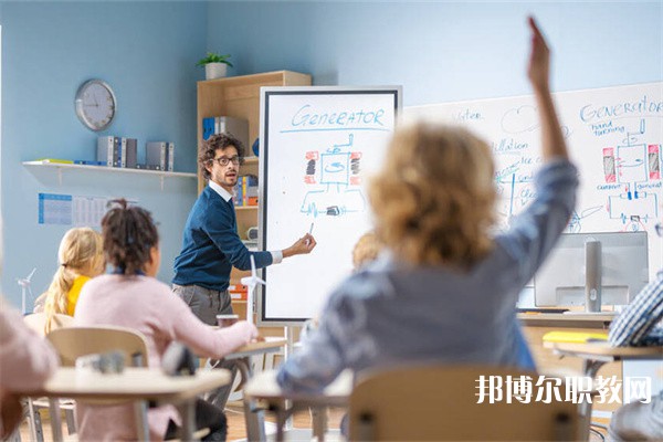 貴州哪里的中職學(xué)校能讀計算機技術(shù)應(yīng)用專業(yè)