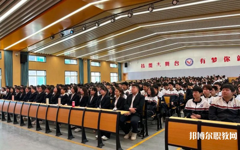 2025運(yùn)城市職業(yè)技能學(xué)校招生計(jì)劃 招生人數(shù)是多少(附要求、條件、對象)