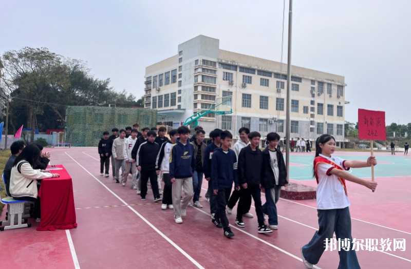 南寧運(yùn)德職業(yè)技術(shù)學(xué)校怎么樣、好不好