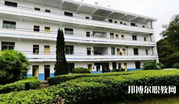 自貢2025年讀鐵路學(xué)校有沒(méi)有用